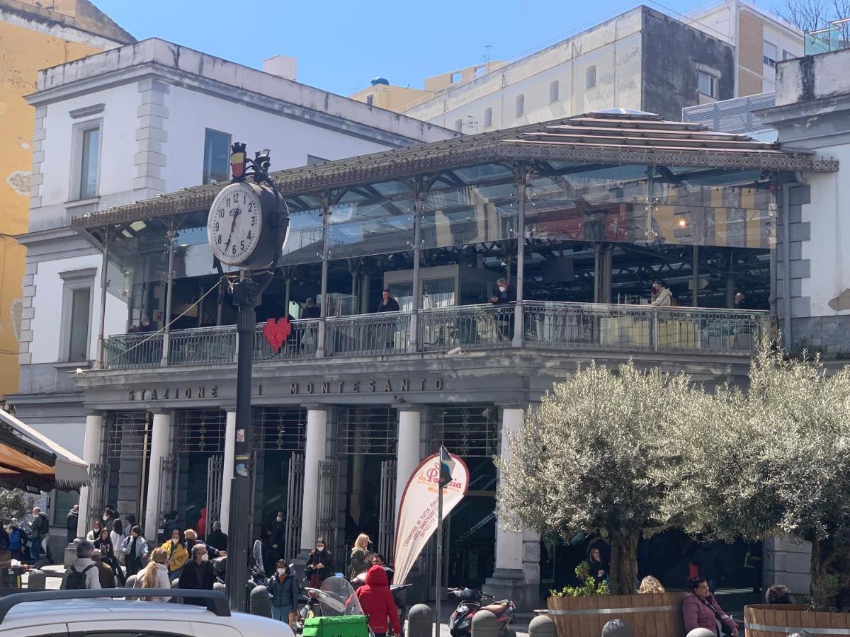 Villa Centro Storico Napoli La Casa Di Ciro Exterior foto