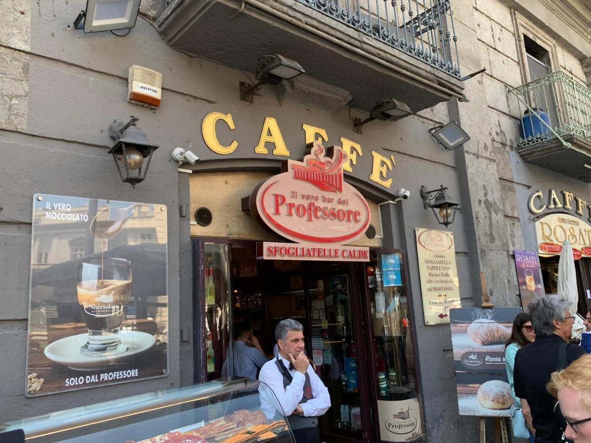 Villa Centro Storico Napoli La Casa Di Ciro Exterior foto