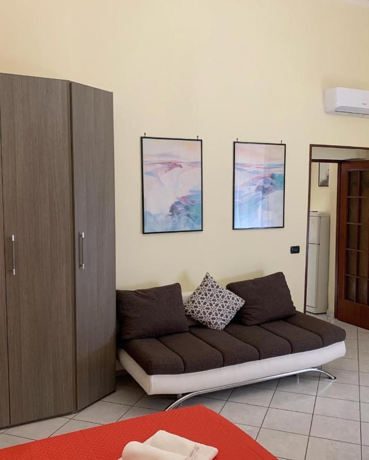 Villa Centro Storico Napoli La Casa Di Ciro Exterior foto